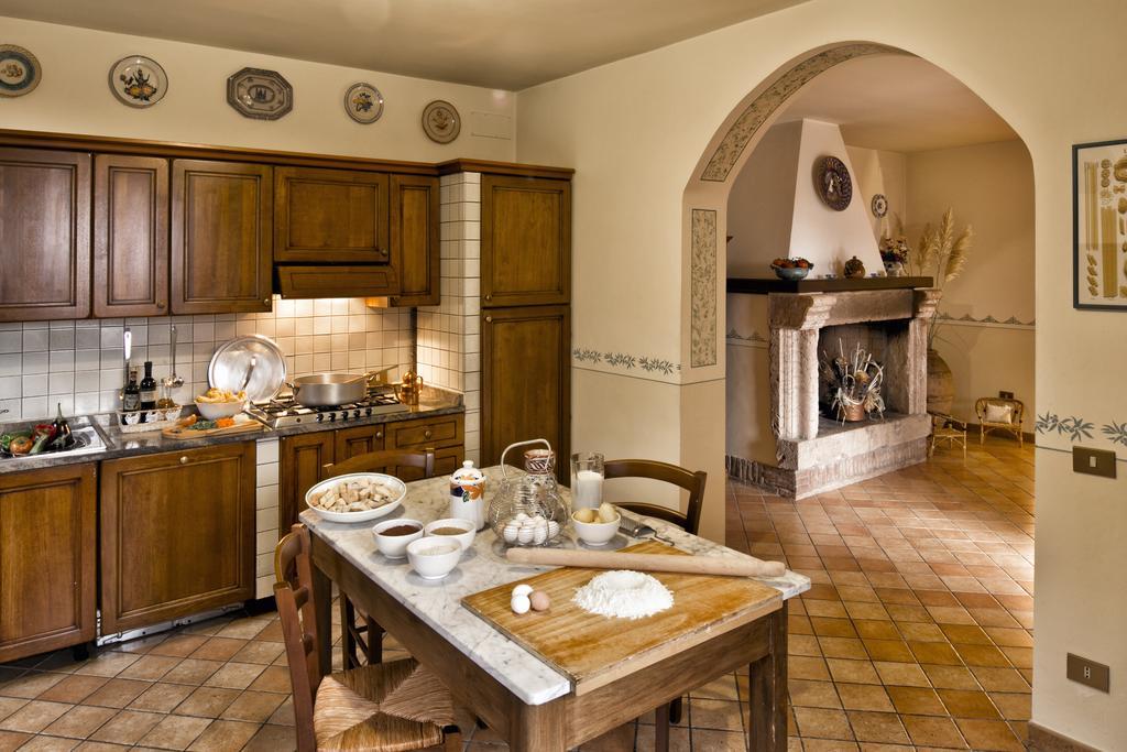 Villa Rosy อัสซิซี ภายนอก รูปภาพ
